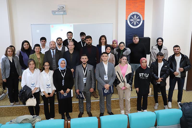 “Atatürk’ün Cumhuriyet Anlayışı” Konulu Konferans Verildi