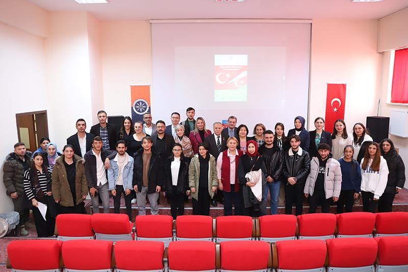“Ulu Türk Yurdu Azerbaycan” Başlıklı Konferans Düzenlendi